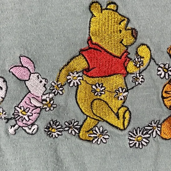 Disney Womens Green Pooh Piglet Tiger Embroidered Short Sleeve Nostalgia Top M - Picture 4 of 7
